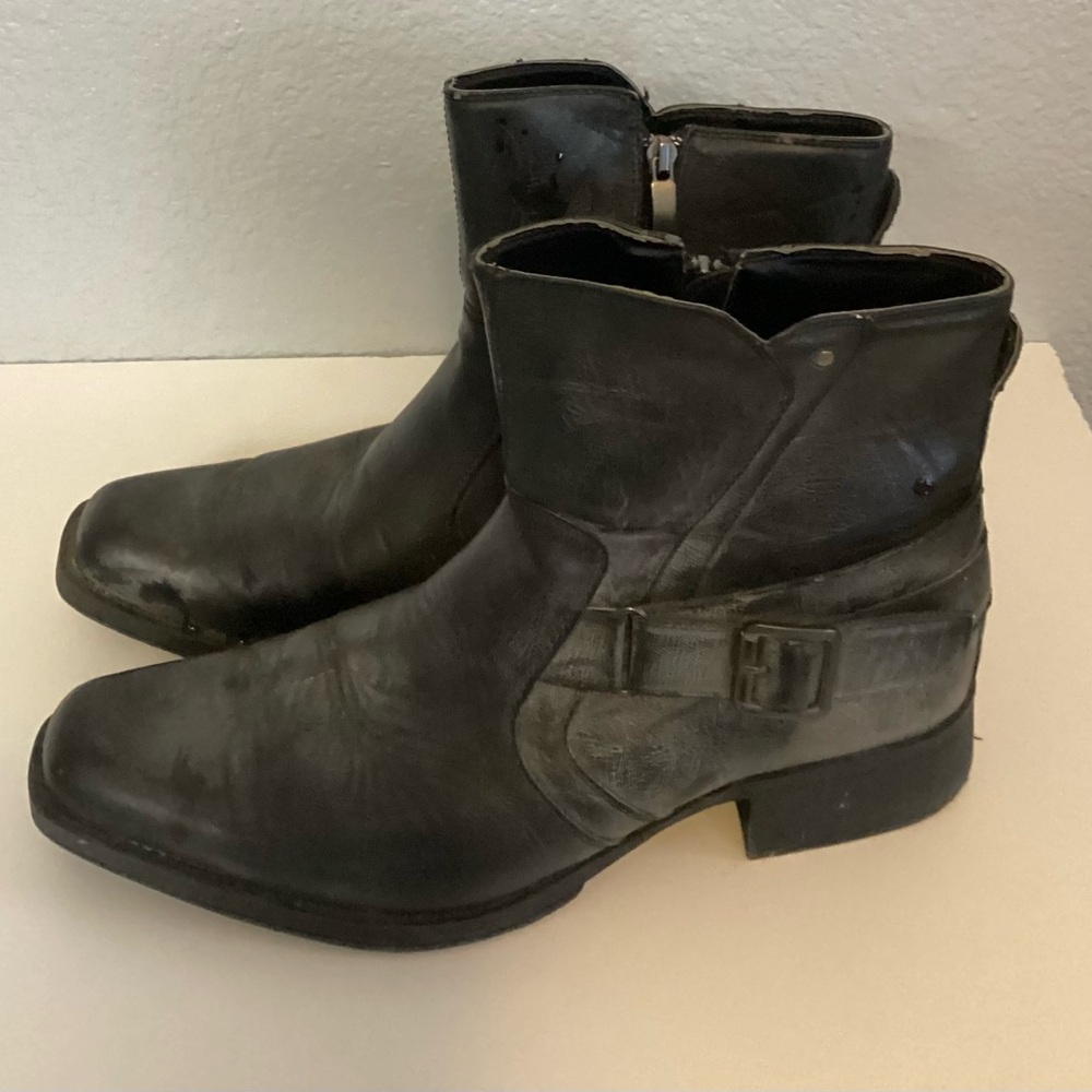 Rock & Republic Black Leather Ankle Boots